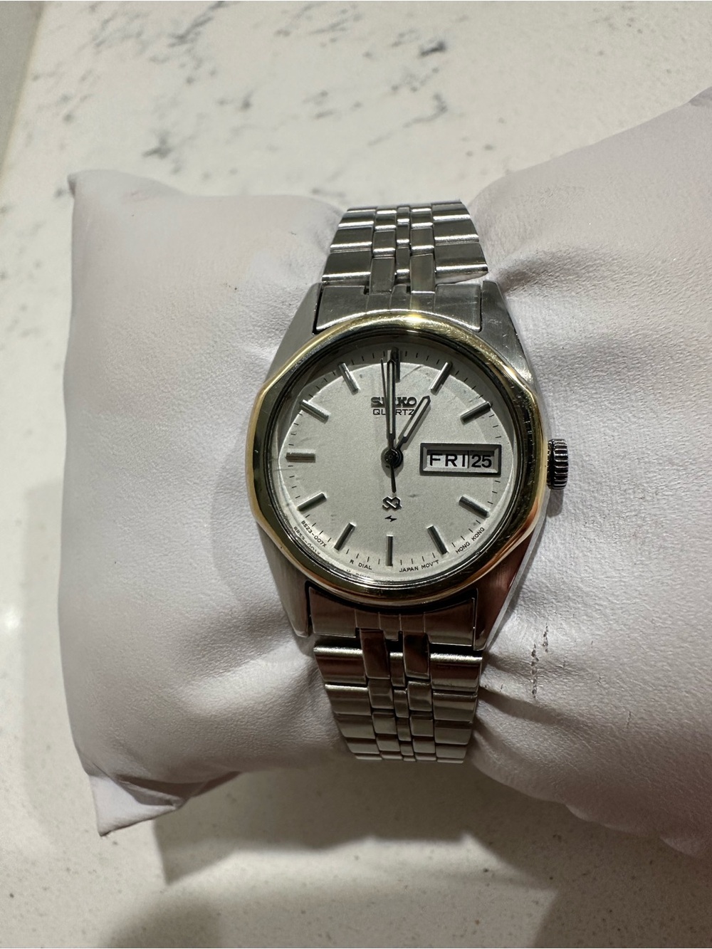 Vintage Seiko Quartz Day Date Two Tone Gold Silver Women’s Watch Japan Movt